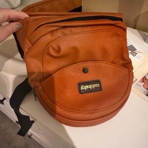 Tushbaby Leather Hip Carrier